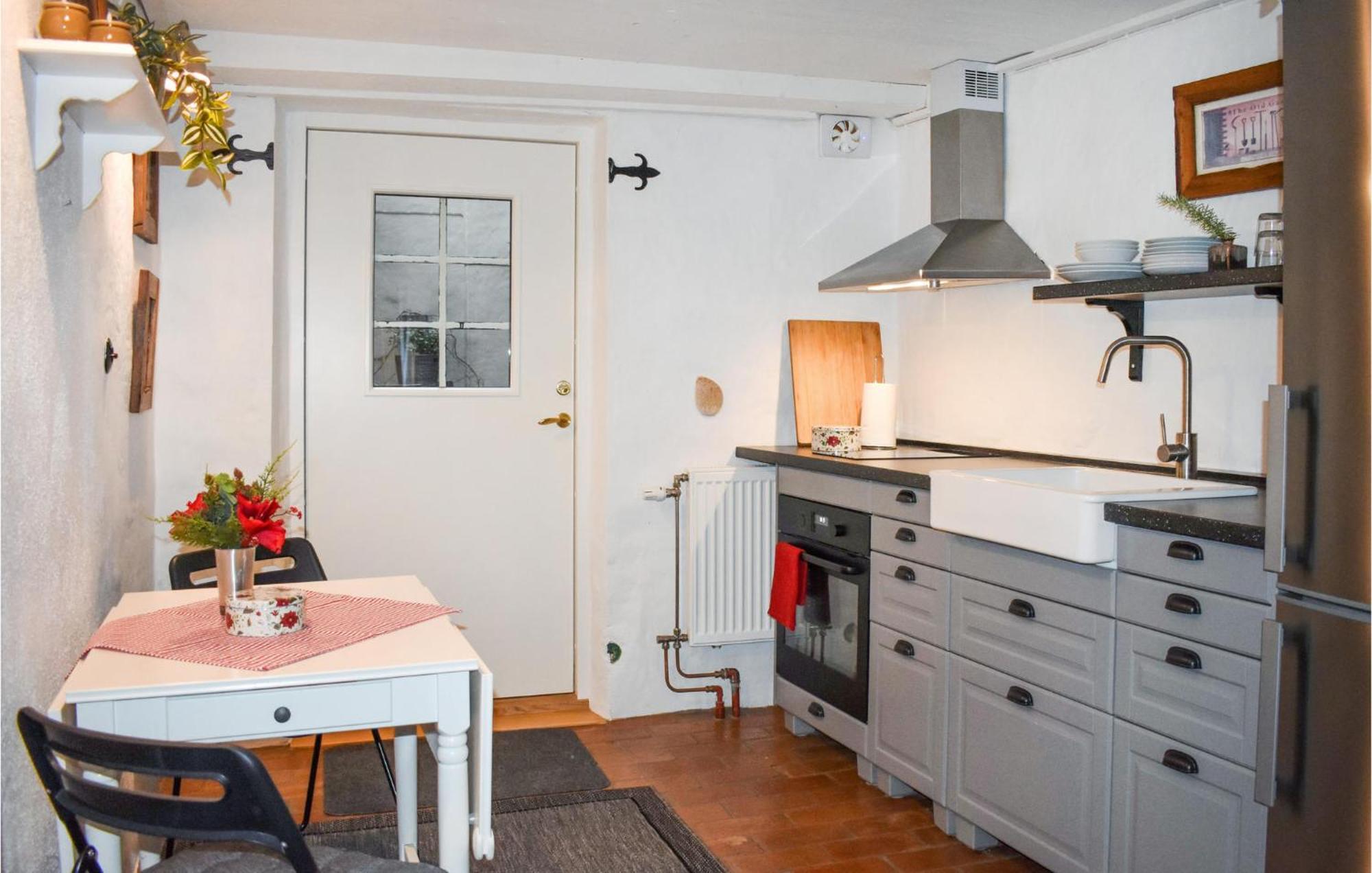 1 Bedroom Amazing Apartment In Ystad Dış mekan fotoğraf